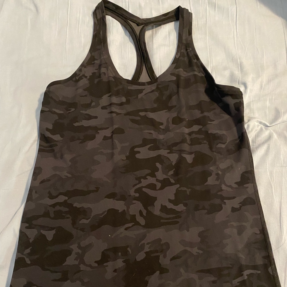 Lululemon Black camo tank top